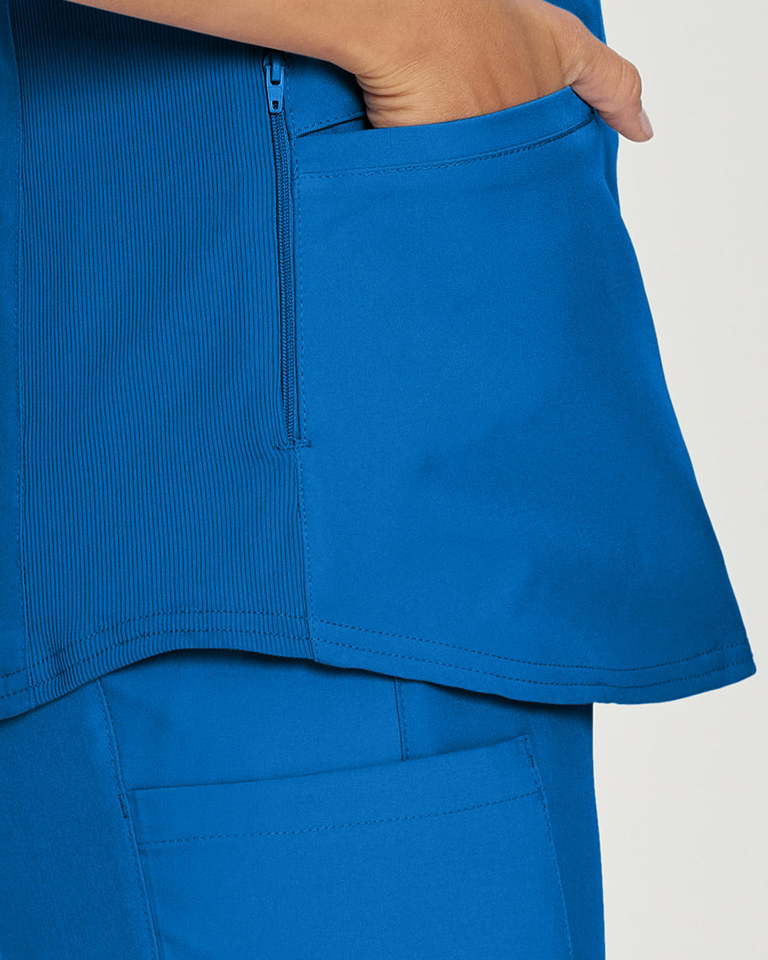 Haut avec poches en bas, femme - FORWARD - 100